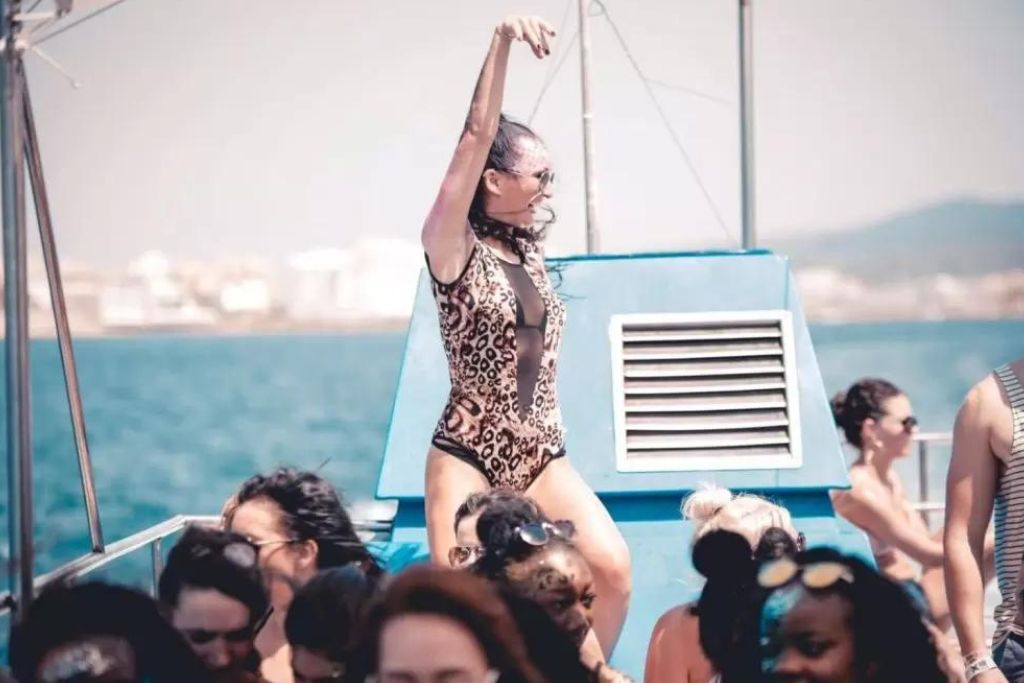 Animal Inspired boat party