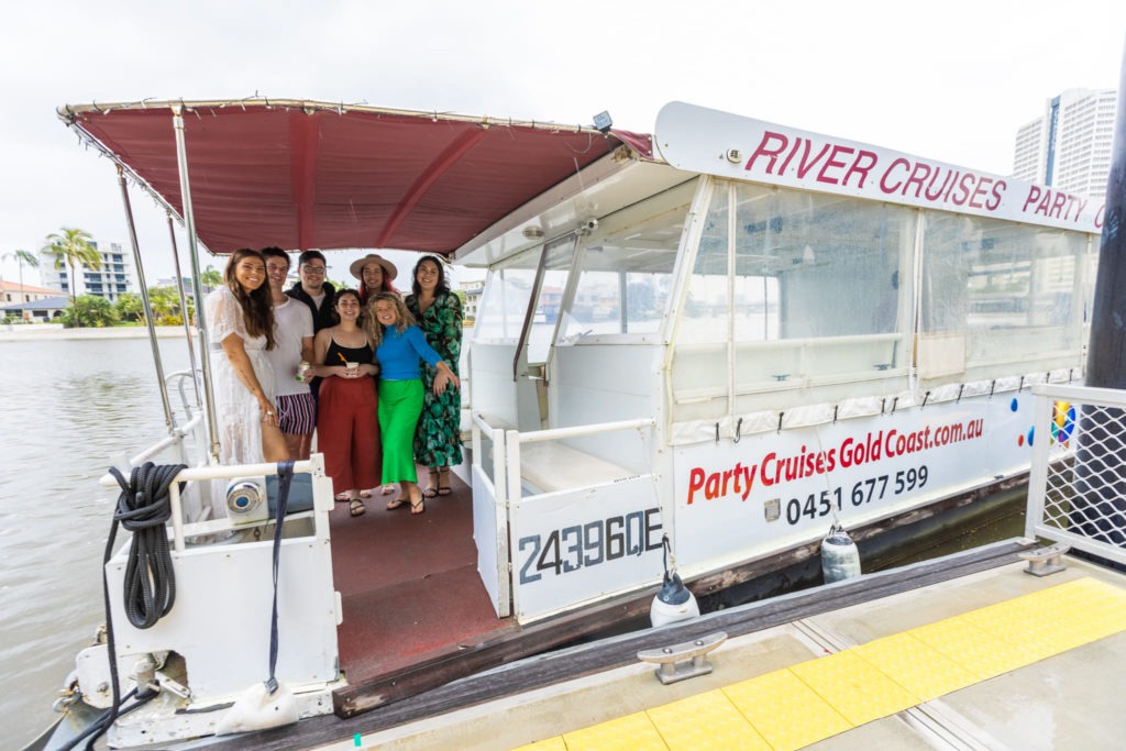party boat hire gold coast - Mirage Sun 33